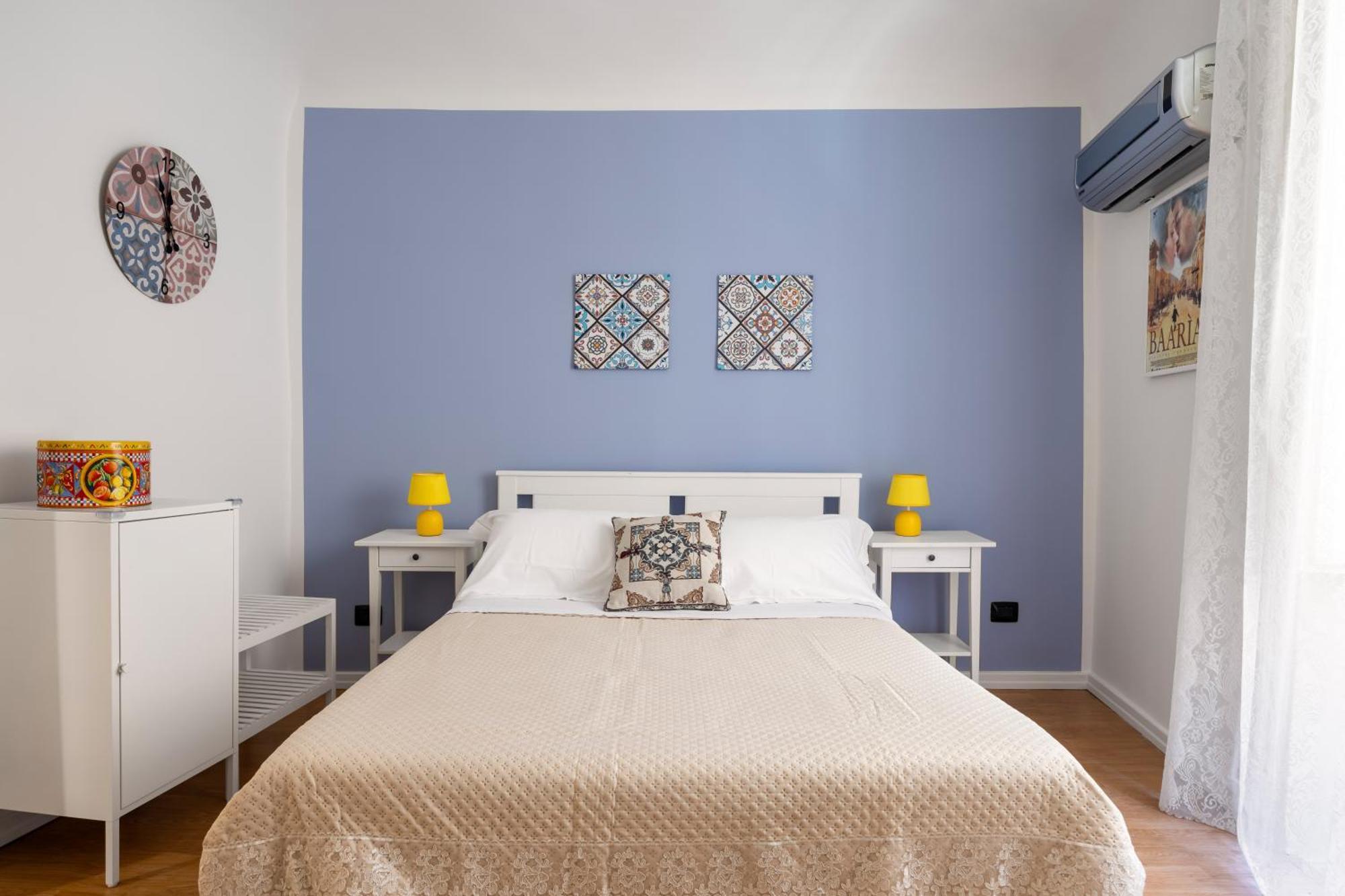 Agata E Rosalia 2 Bedroom Flat At The Quattro Canti Palermo Bagian luar foto