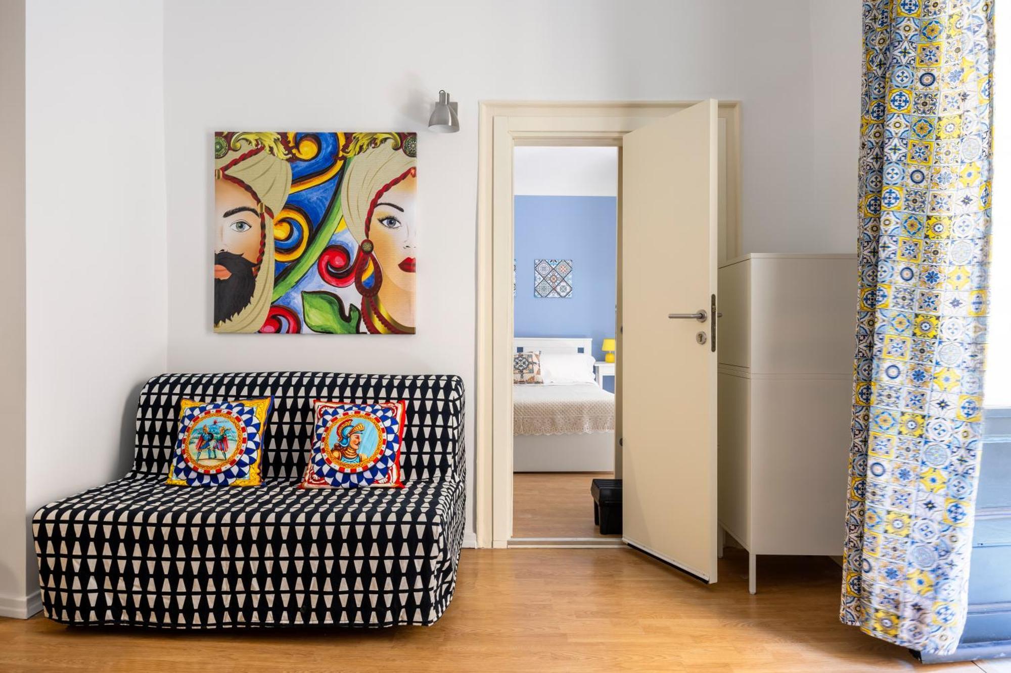 Agata E Rosalia 2 Bedroom Flat At The Quattro Canti Palermo Bagian luar foto